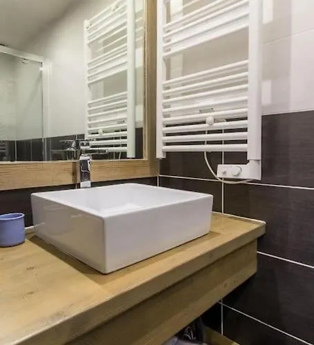 Bio Corti 6p. 3 Ch Proche Pistes/commerces Appartamento